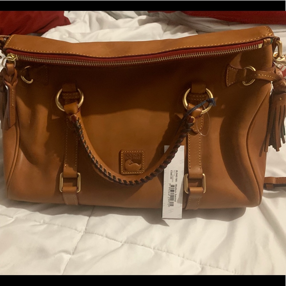 Dooney and Bourke Florentine satchel - Picture 2 of 14